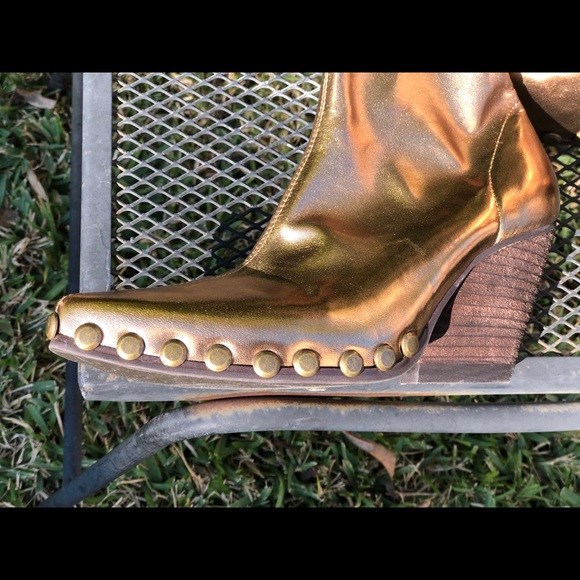 Jeffrey Campbell/Free People bronze booties. NWOT - Picture 6 of 8